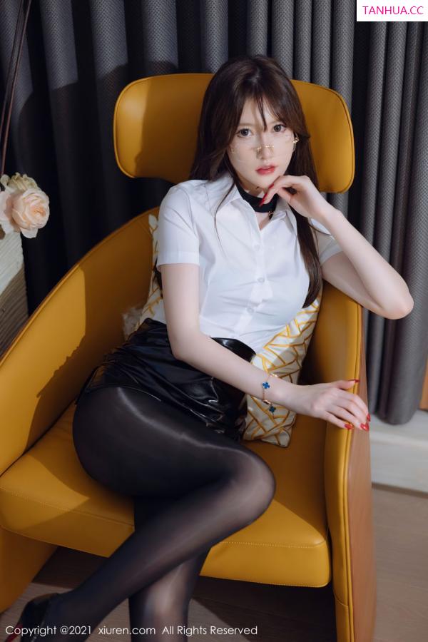美桃酱  [XiuRen]高清写真图 2021.12.28 No.4395 美桃酱第13张图片